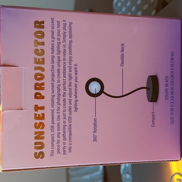 Sunset Projector- Desk Light (USB powered) - Picture 3 of 4